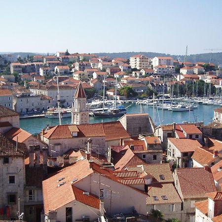 Apartments Paola Trogir Room photo
