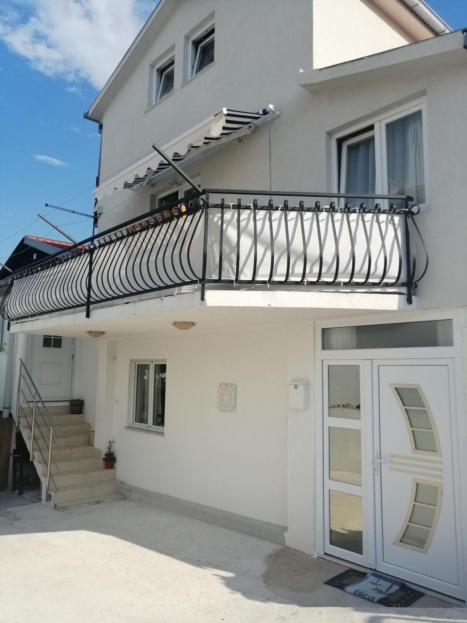 Apartments Paola Trogir Room photo